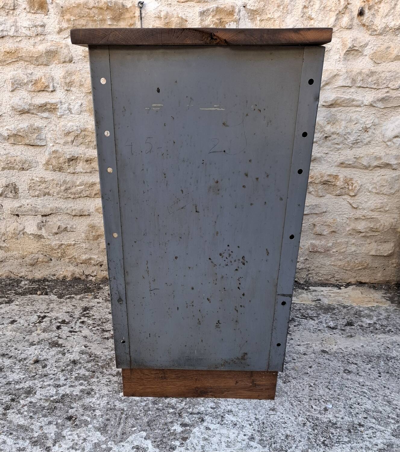 Military metal drawer cabinet