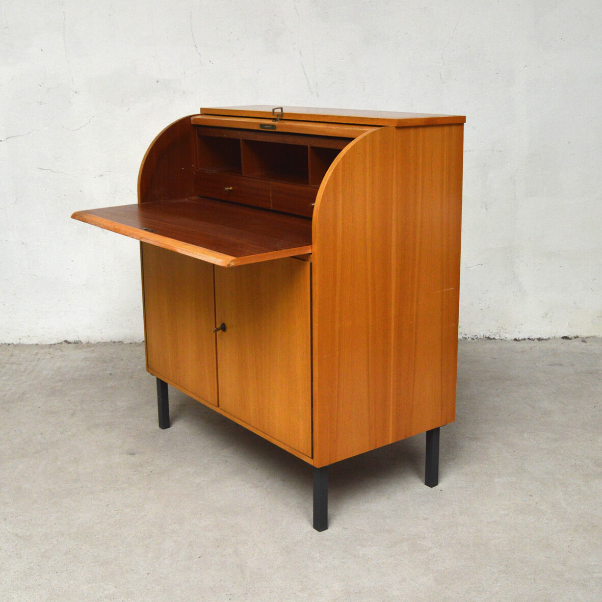 Secretary rounded in blond wood 1960