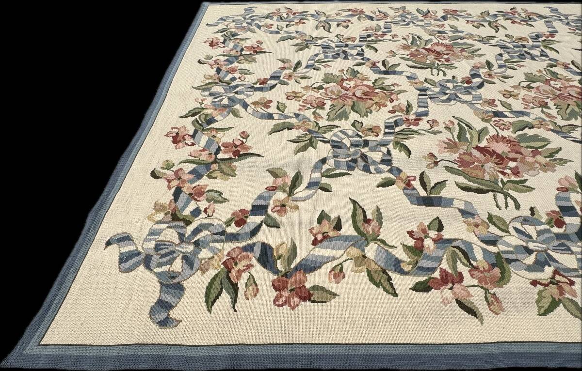 French carpet in petit point 374x320 cm
