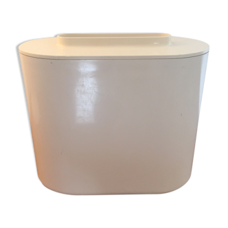 Kartell ice bucket by Giotto Stoppino