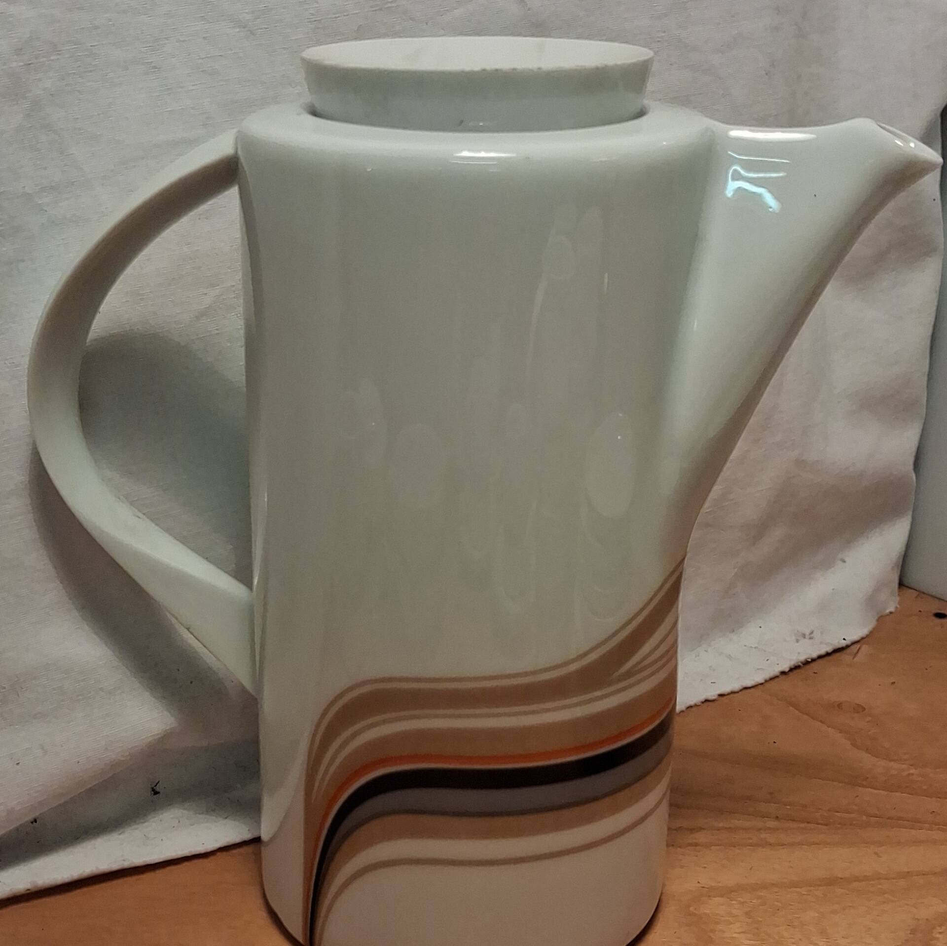 Vintage café service