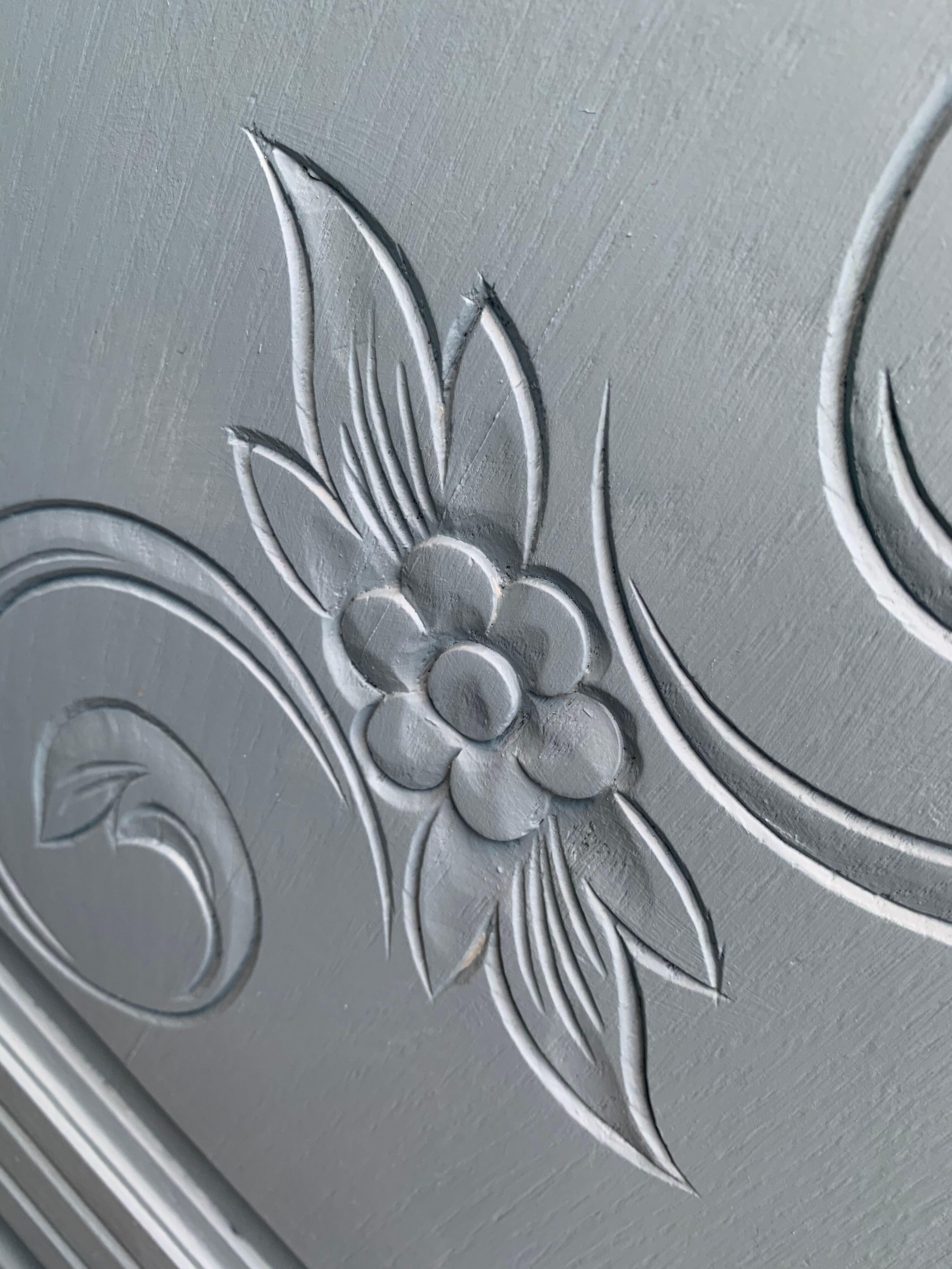 Asymmetrical Parisian wardrobe