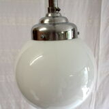 Suspension globe opaline circa 50