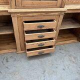 Masterful exhibition showcase from the early 20th century