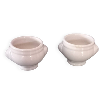 Gravy boats