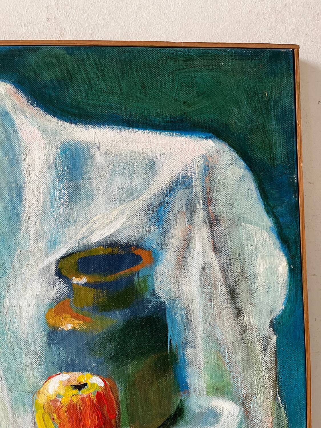 Nature morte sur chaise, signée Miguel Anibal 98