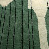 Traditional pure wool rug from Oued Zam, size 150 x 250 cm.