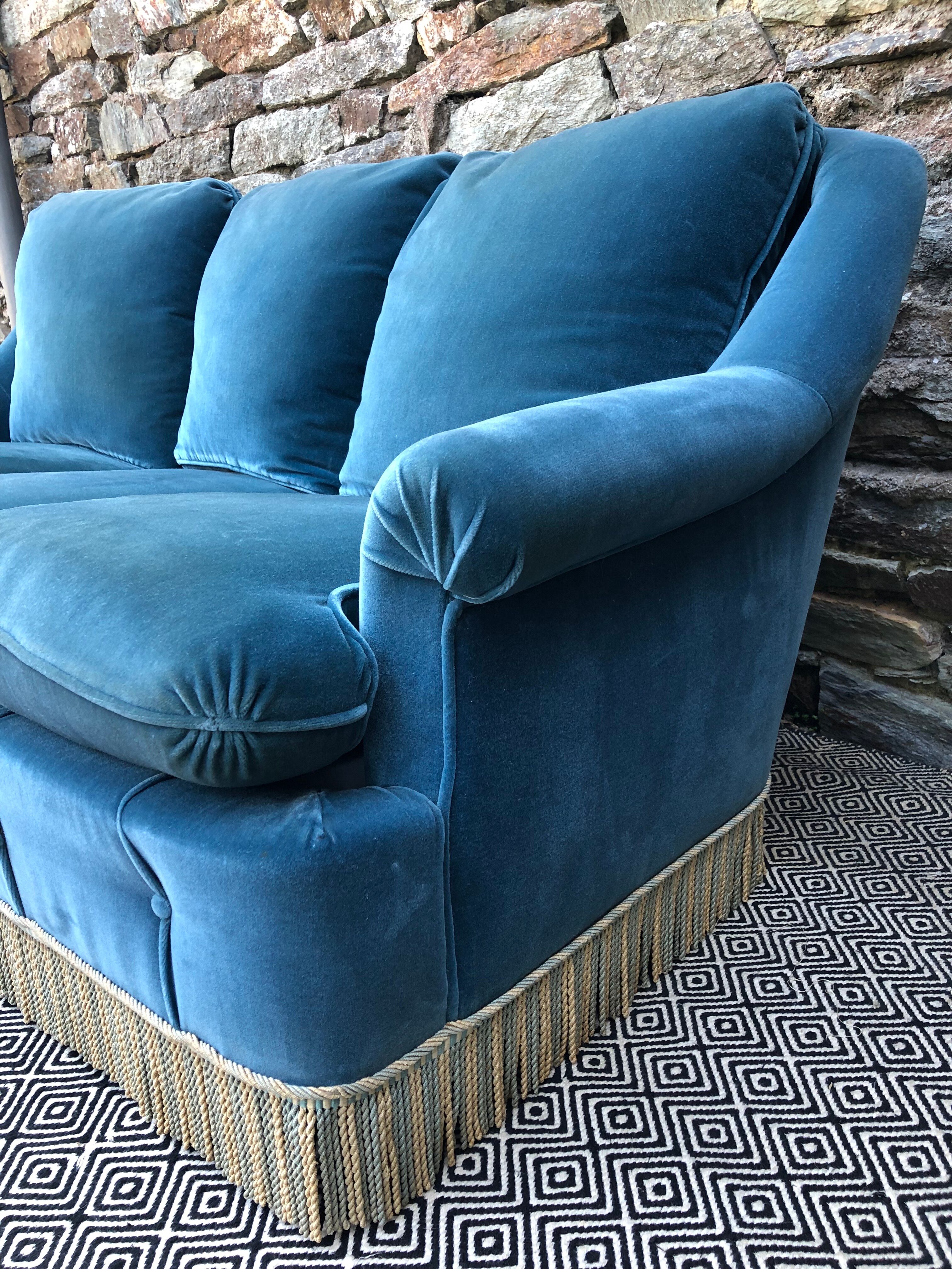 Blue velvet toad sofa