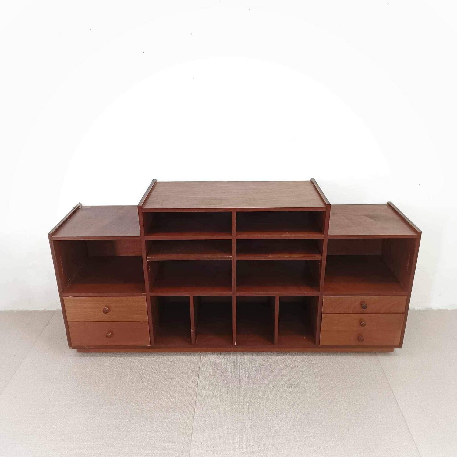 Hi-fi music cabinet / Record player