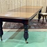 19th century English mahogany crank table with 3 extensions