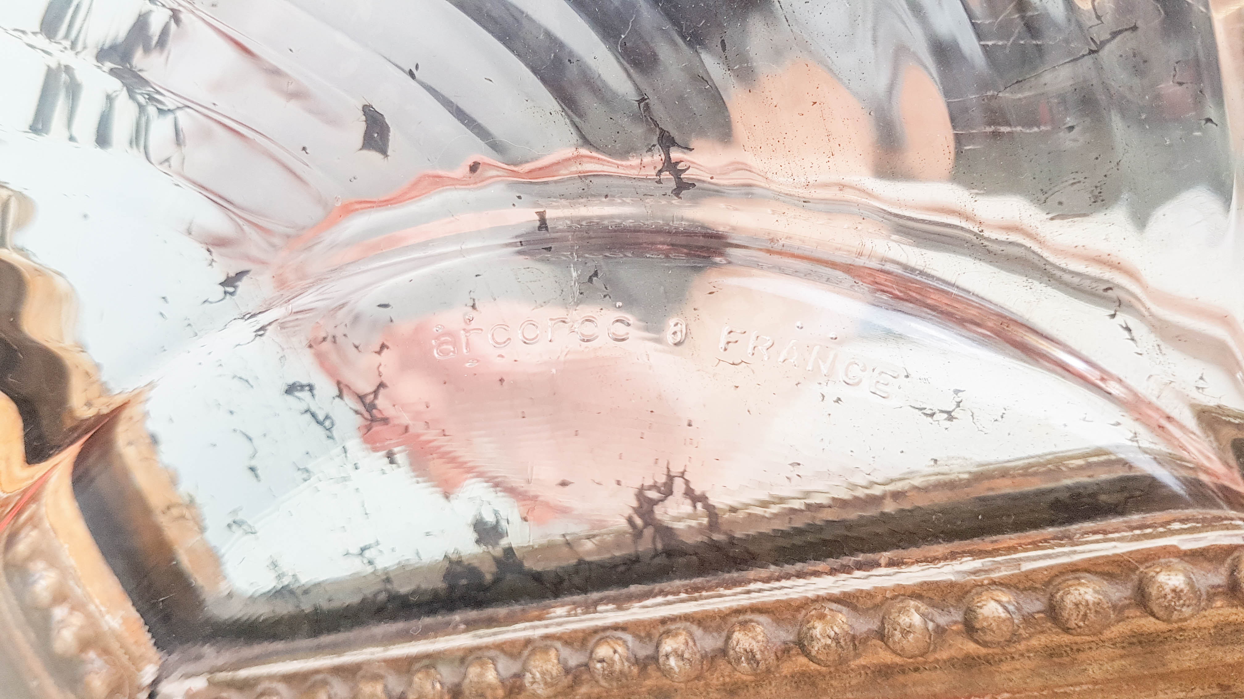 Round dish in pink depression glass "Rosaline" Arcoroc by Luminarc