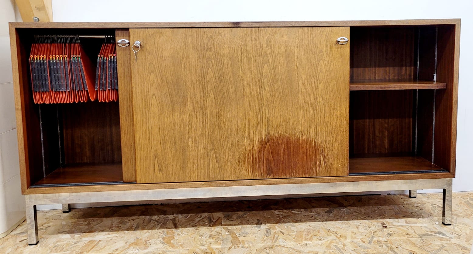 Meuble enfilade bois métal chromé