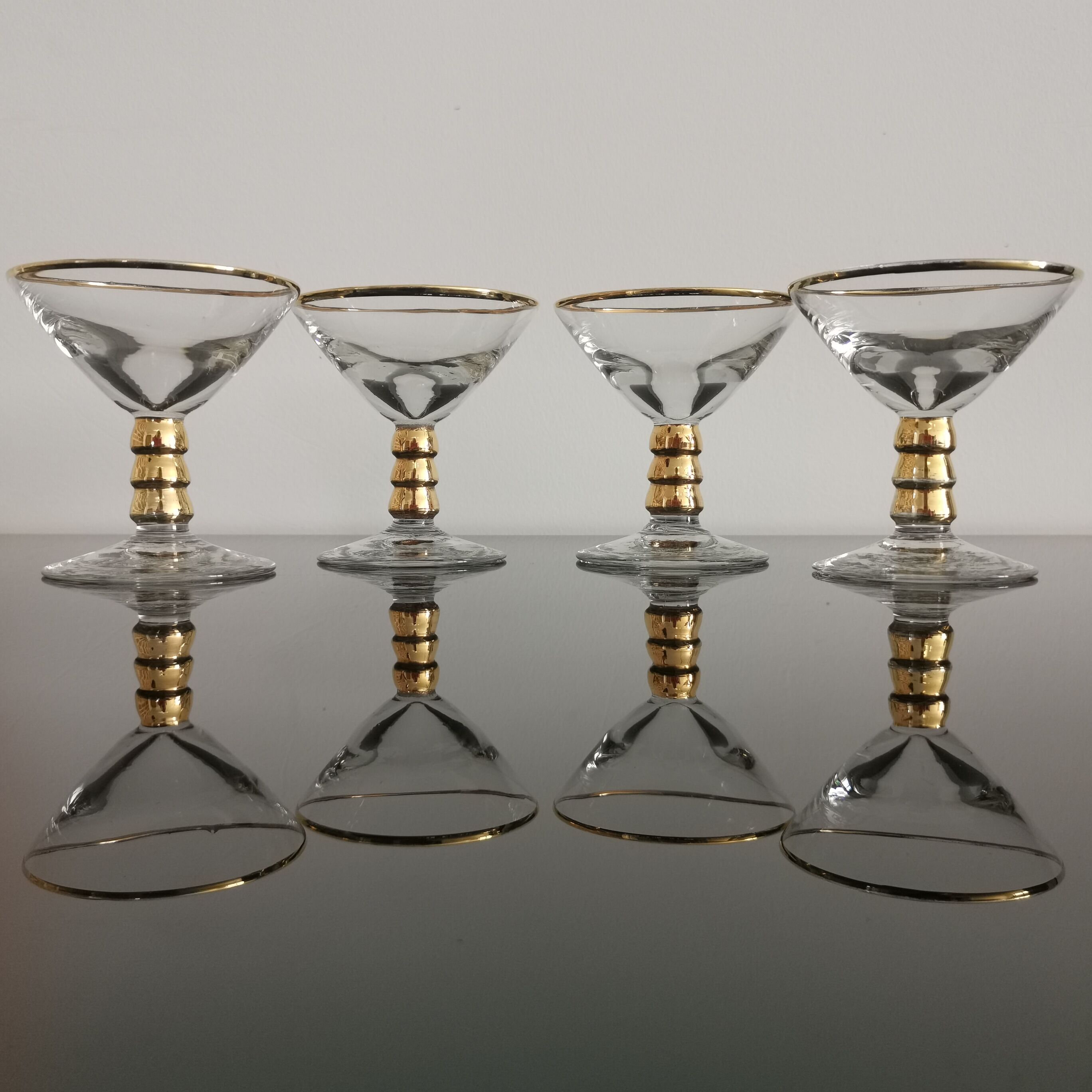 Vintage cocktail glasses/liqueurs