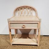 Ensemble lits et tables de nuits en rotin rose