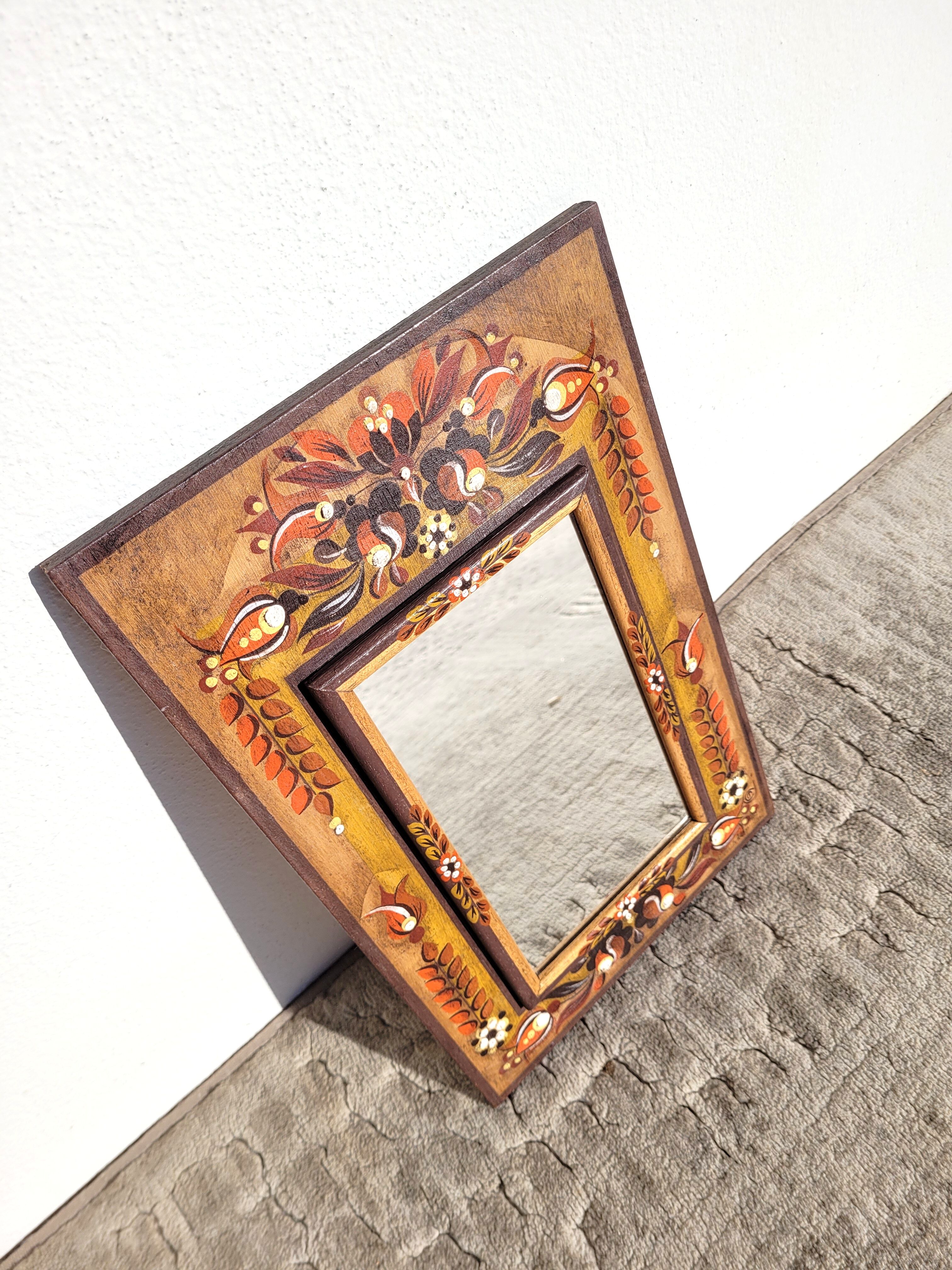 Mirror painted wood workshop of the tower