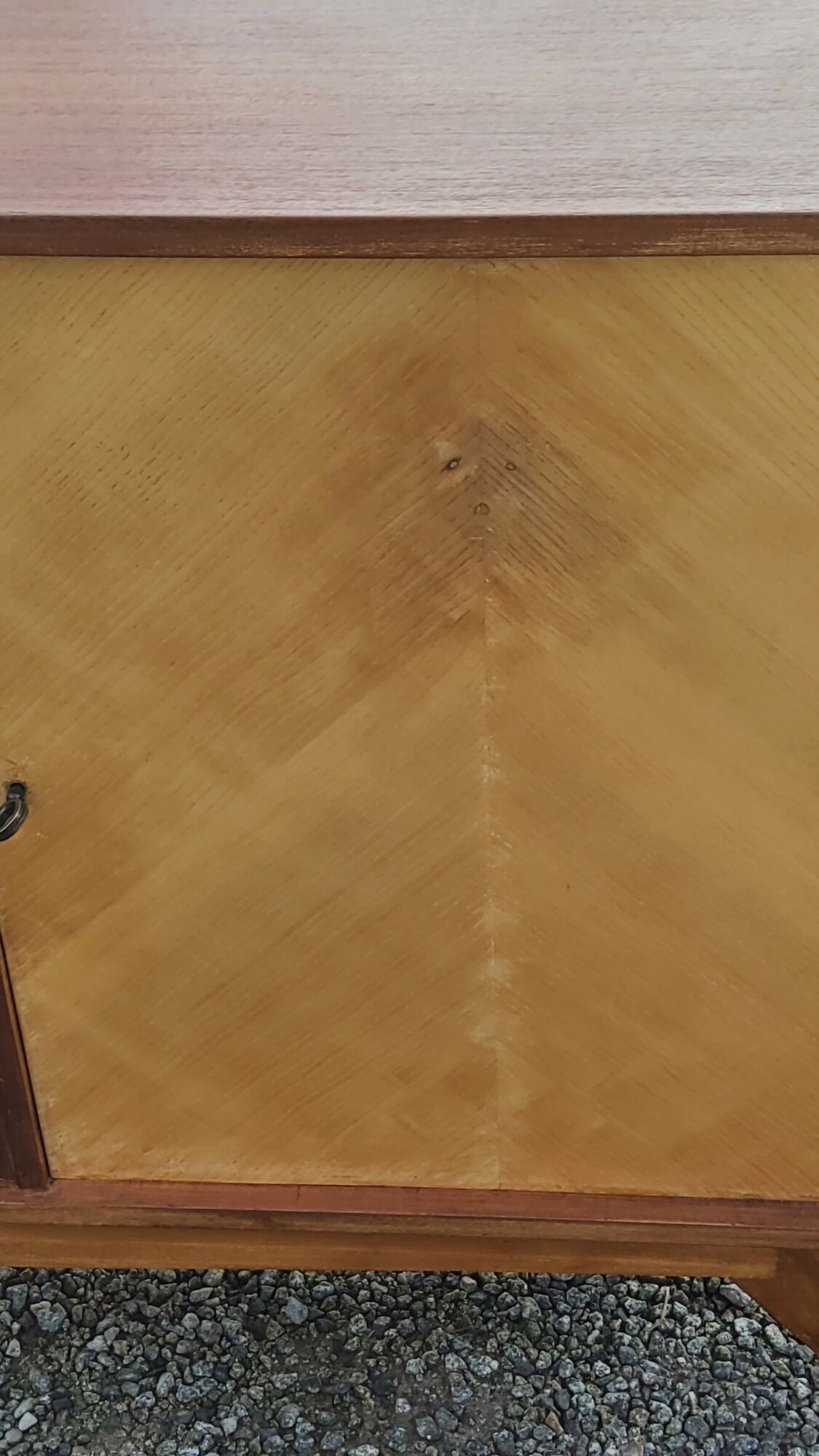 Enfilade of the 50s in oak and mahogany feet compass