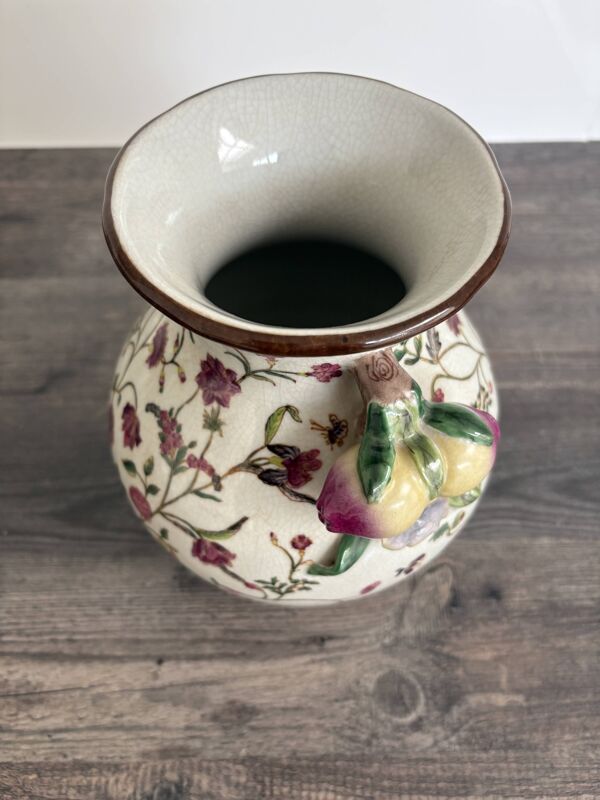 Ancien vase asiatique