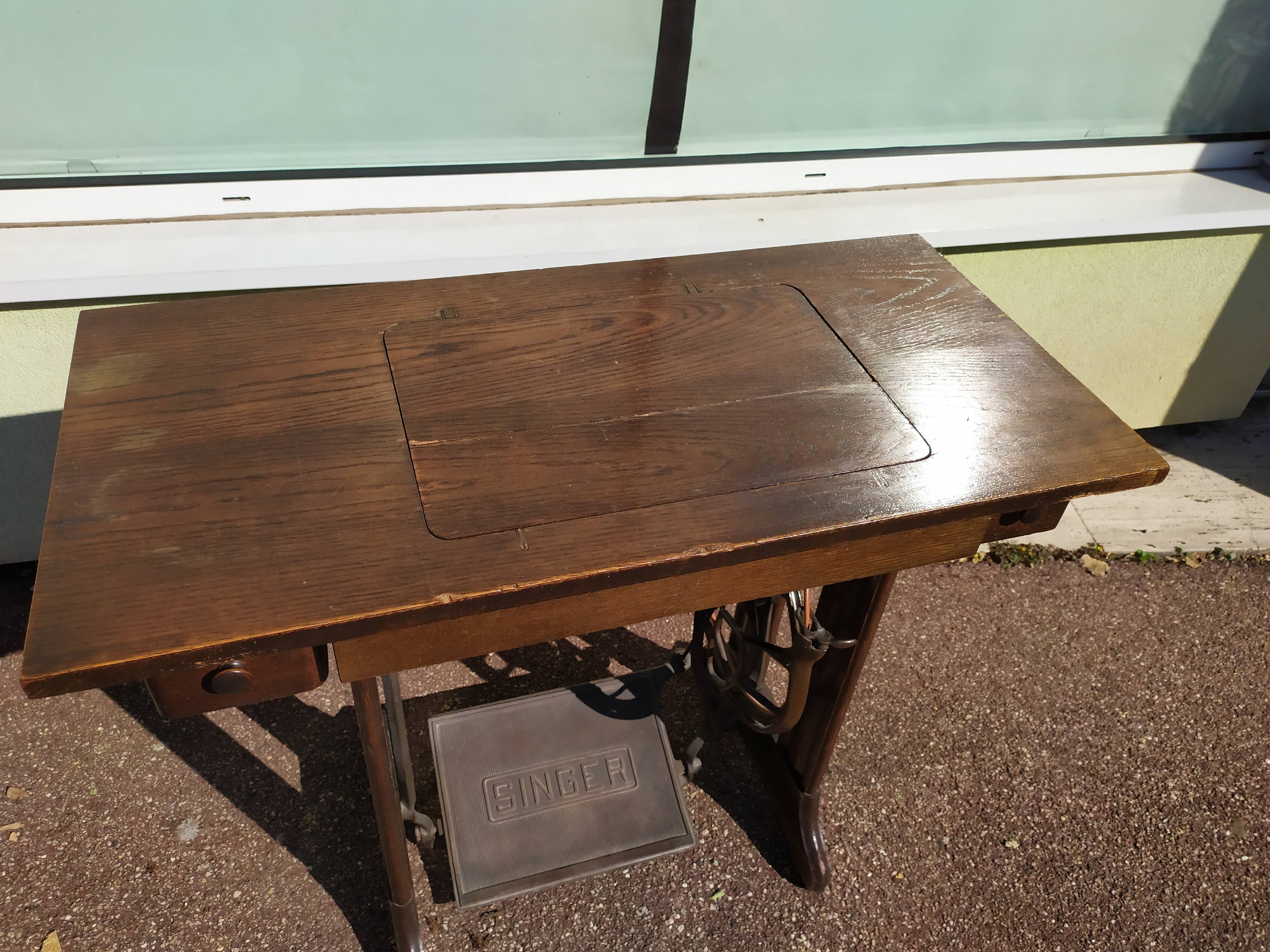 Meuble pour machine a coudre Singer - petit Bureau