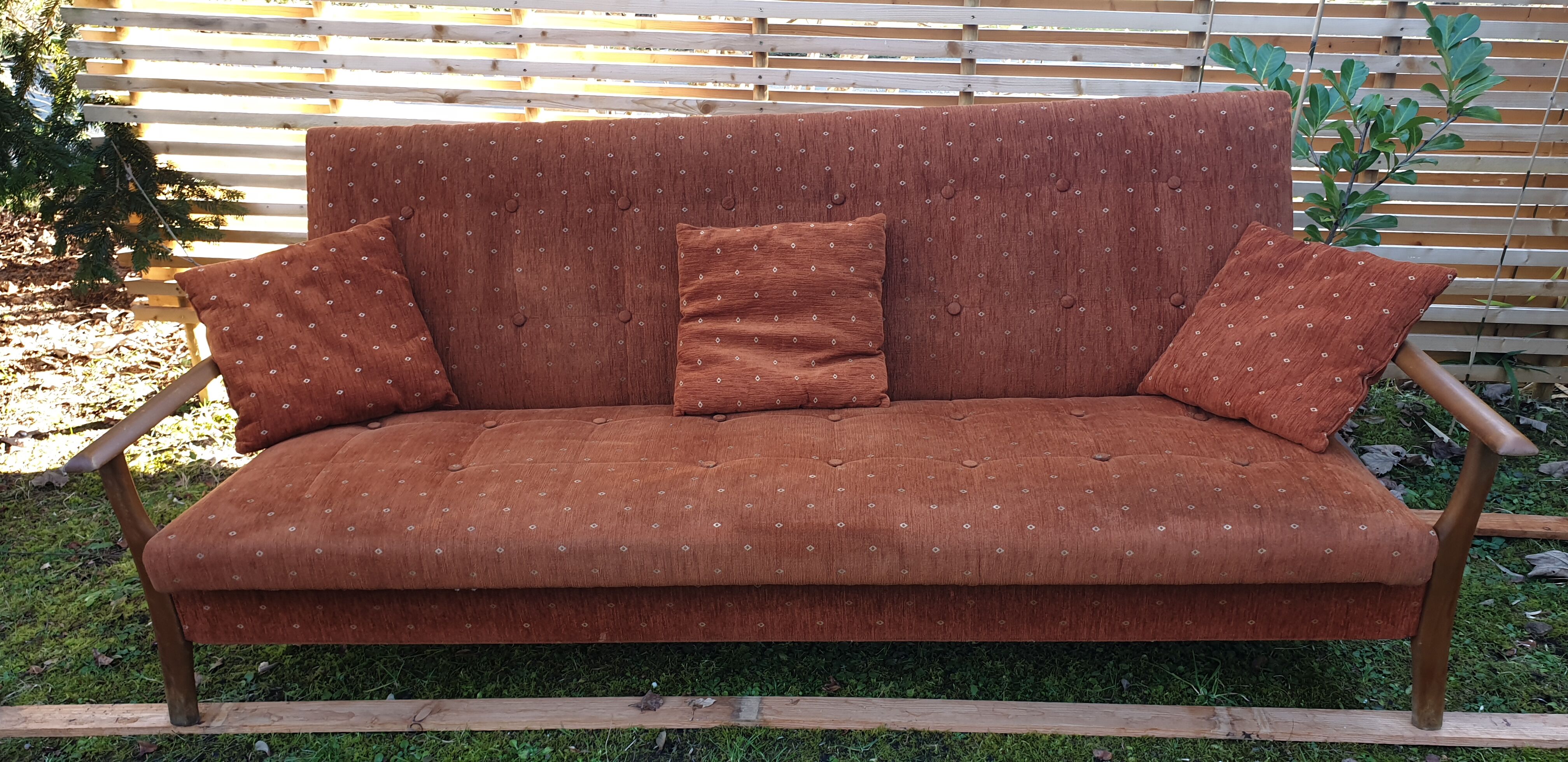 Three-seater sofa bed