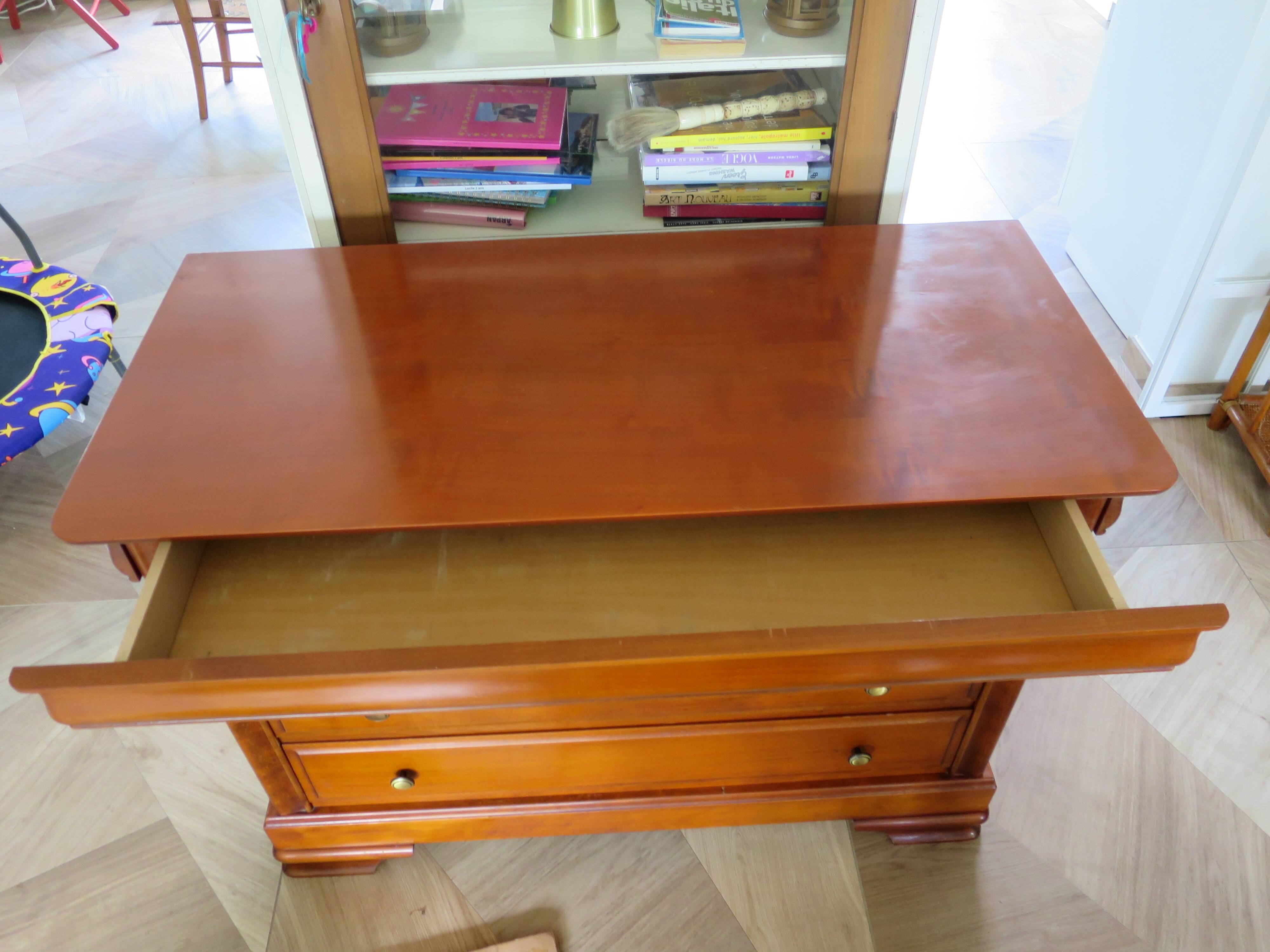 Cherry wood ogee chest of drawers - 4 drawers - 80s - long chest of drawers - Louis Philippe style