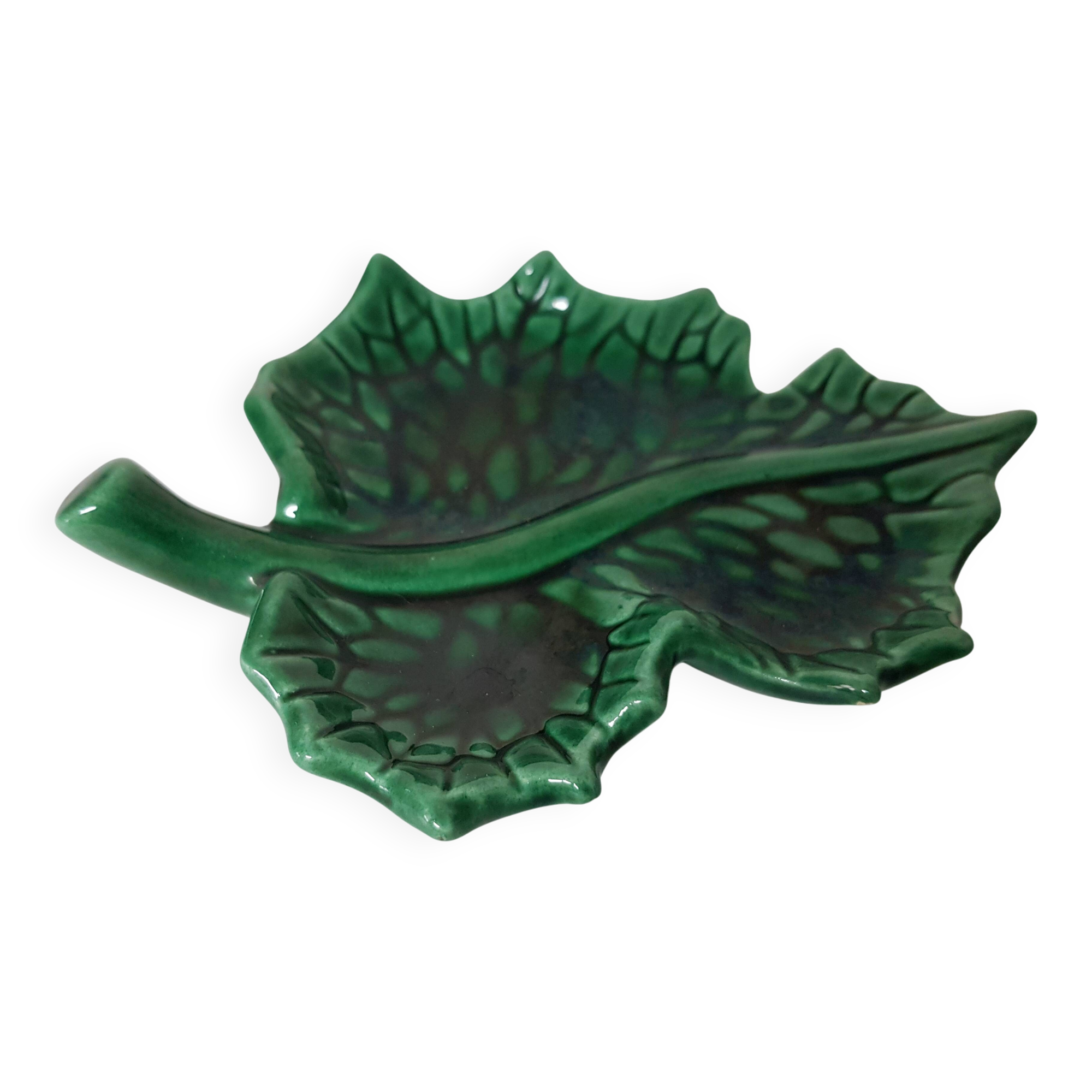 Leaf-shaped ceramic pocket emptier, Ferlay creation (Vallauris)