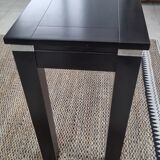 Extendable table in solid cherry wood of France