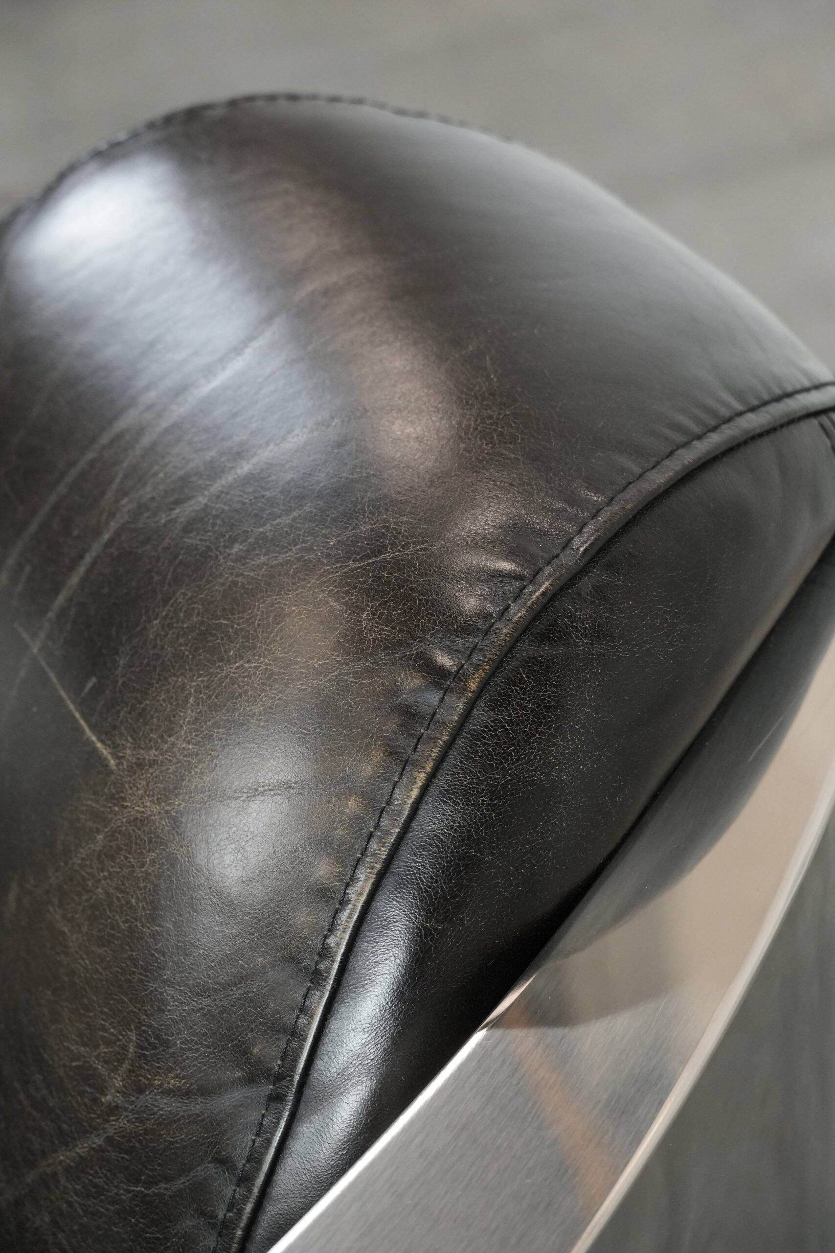 Unique design Aviator armchair with an aluminium frame