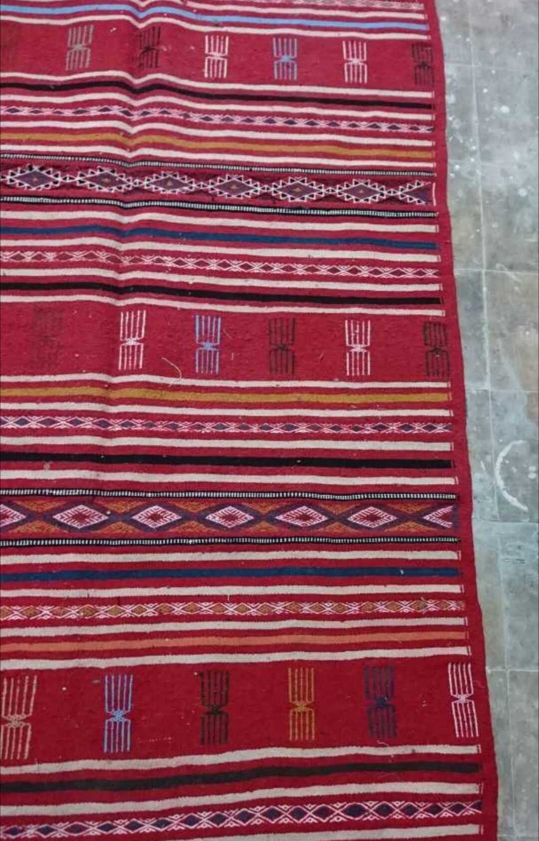 Berber carpet in wool 100x205cm
