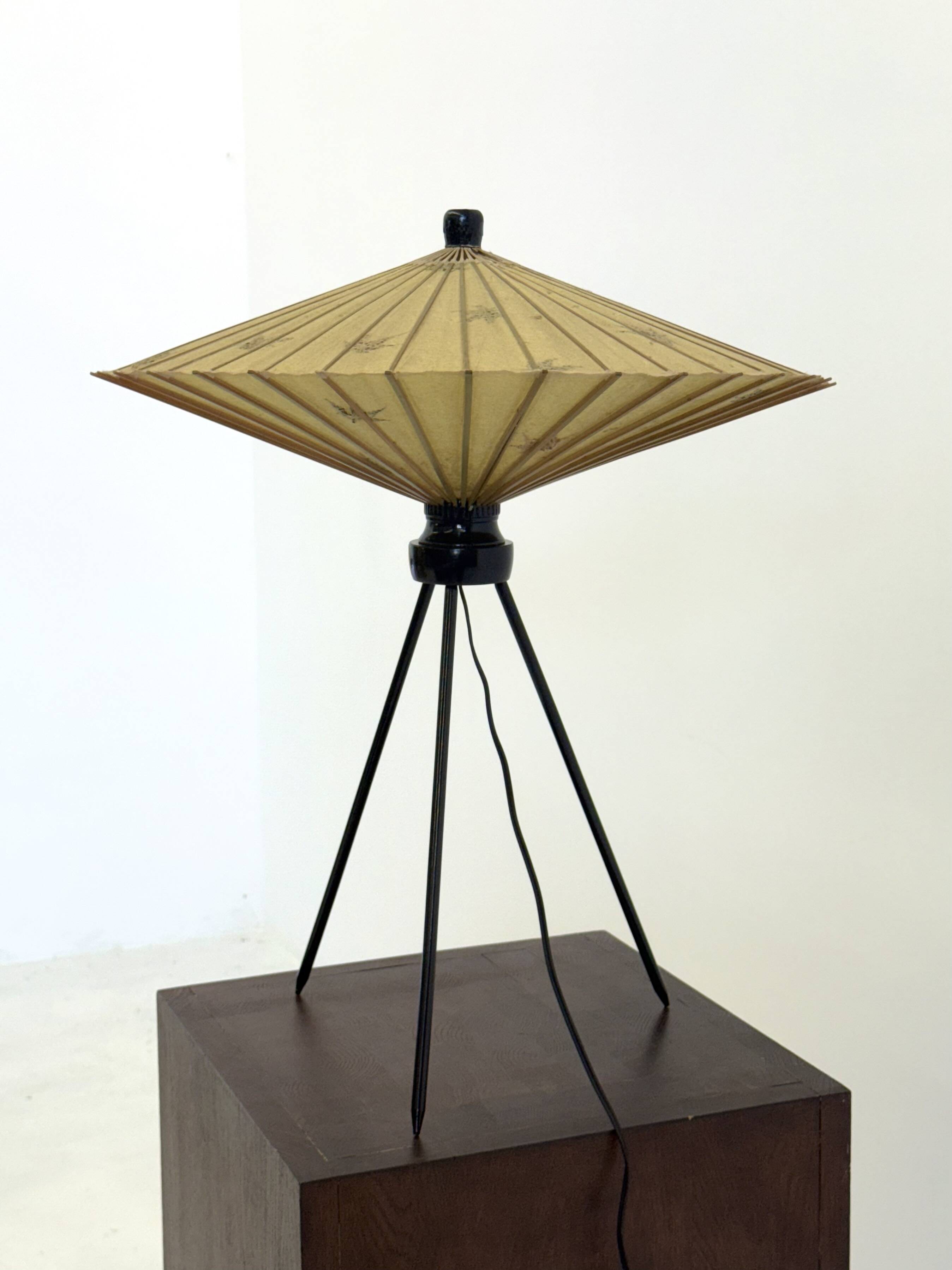 Lampe de table japonaise vintage Kasa