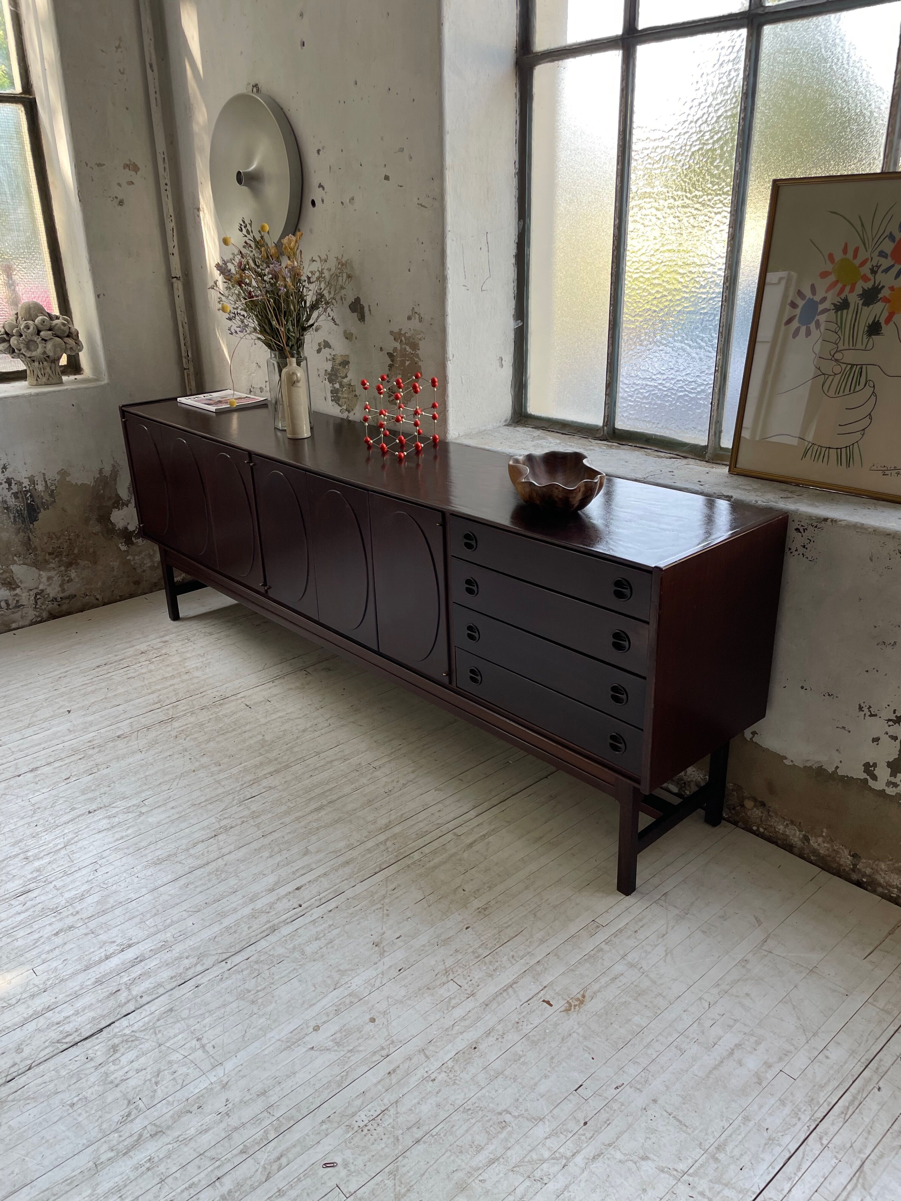 Walnut row Roche Bobois 240 cm