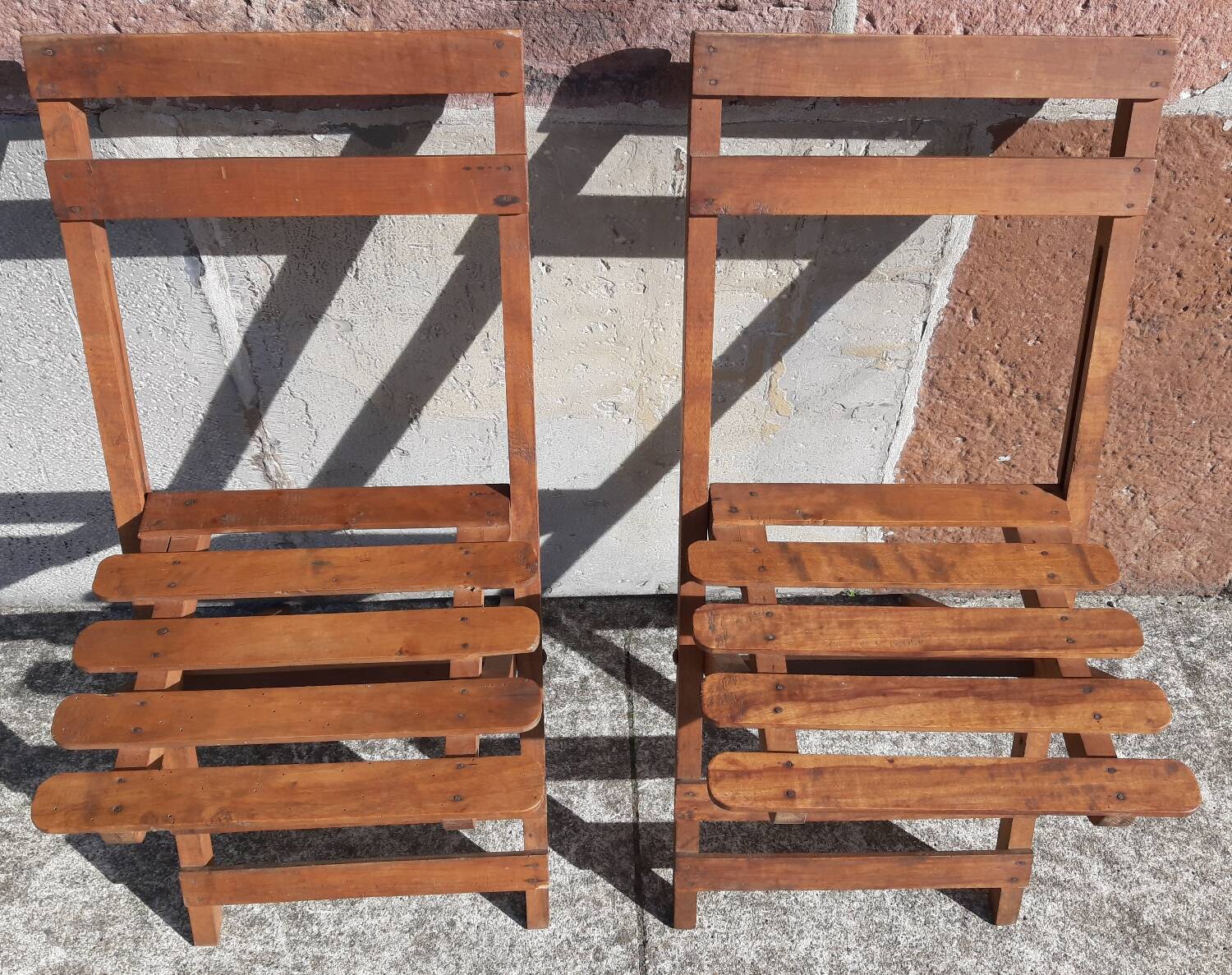 Chaises en bois pliables années 50