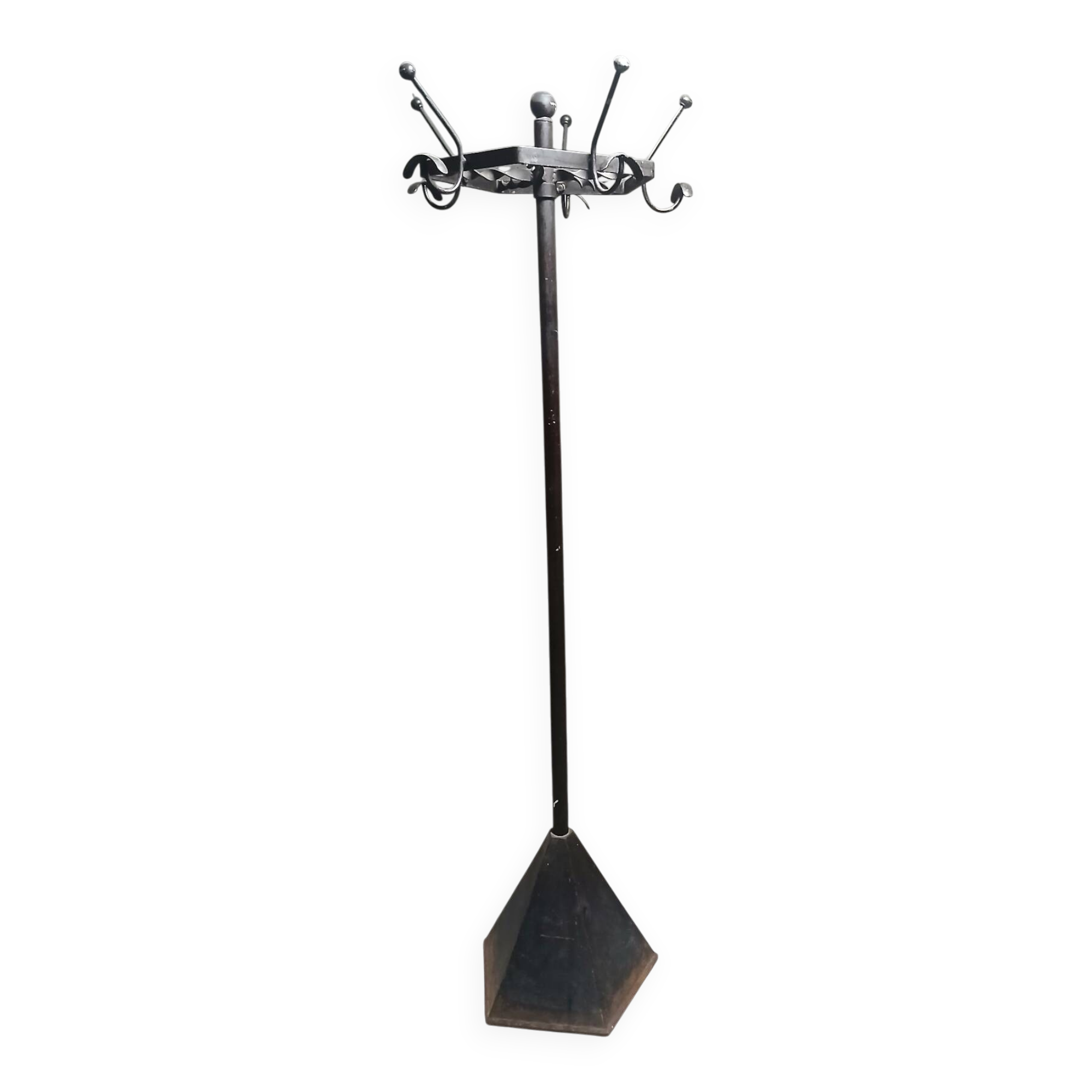 1970s freestanding coat rack