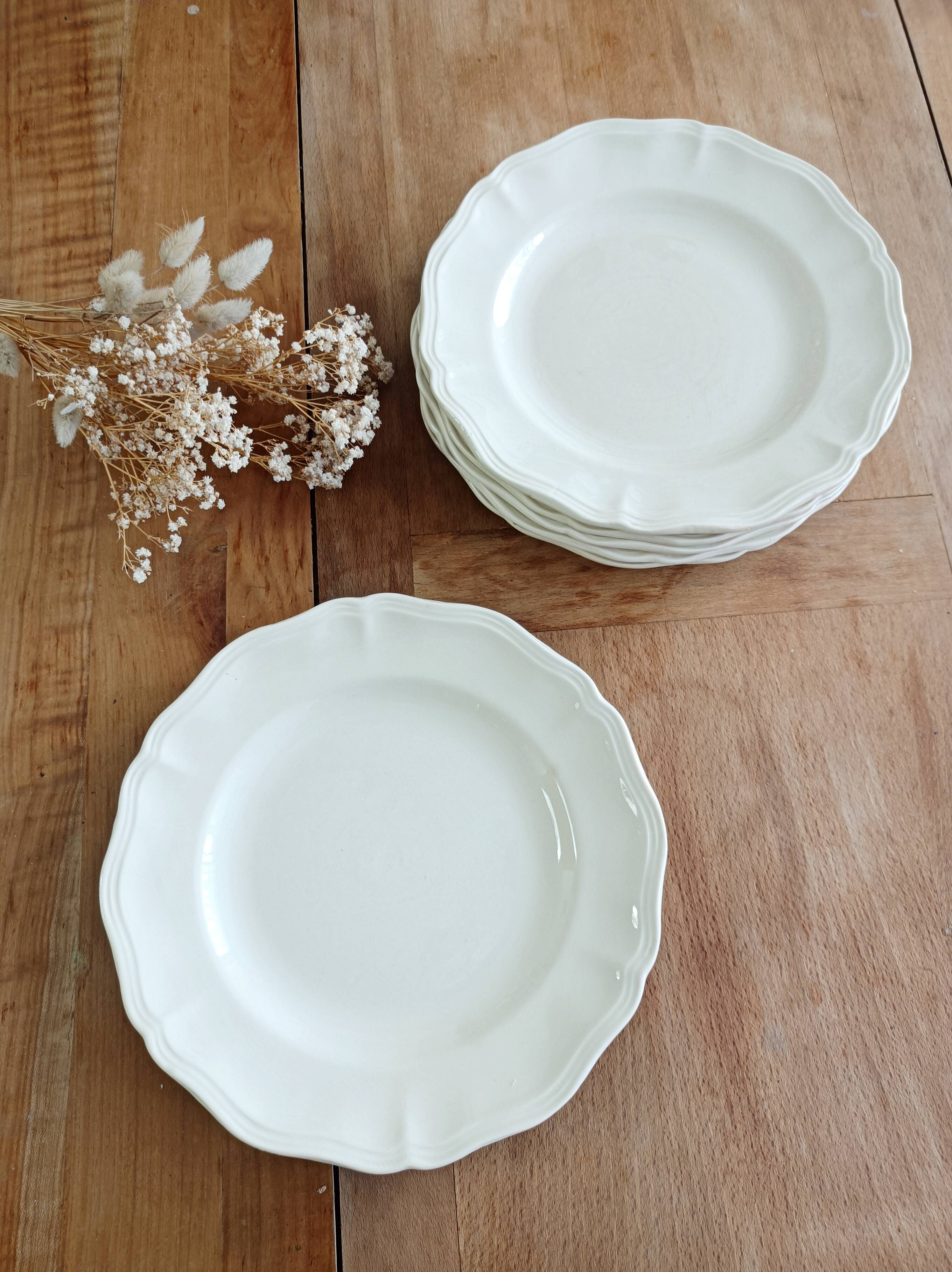 Set of 6 Sarreguemines ivory flat plates