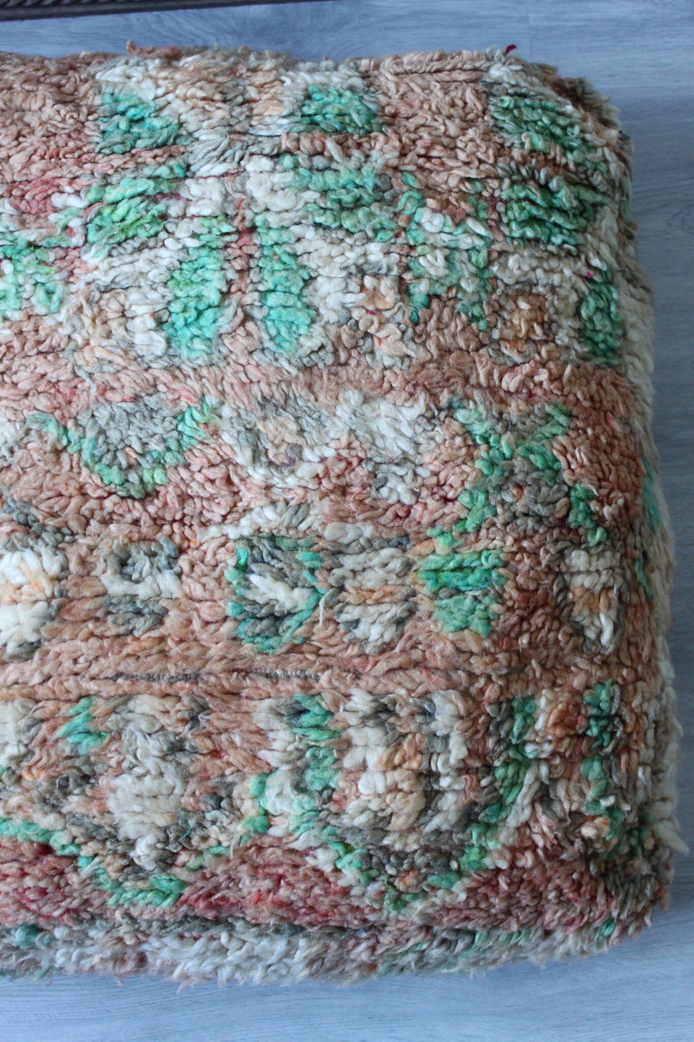 Moroccan Boujad floor pillow 'peridot'