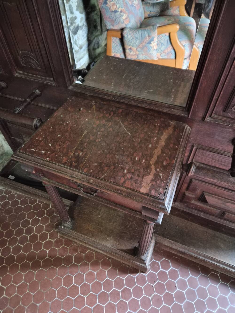 Entrance hall wardrobe