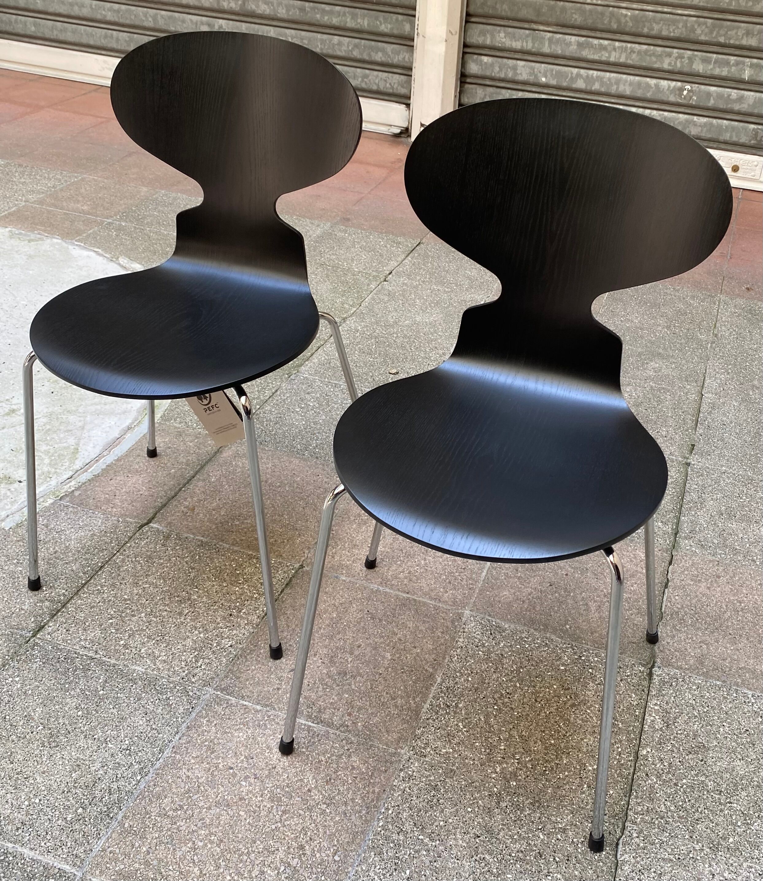 Pair of chairs model Ant - A. Jacobsen edition Fritz Hansen