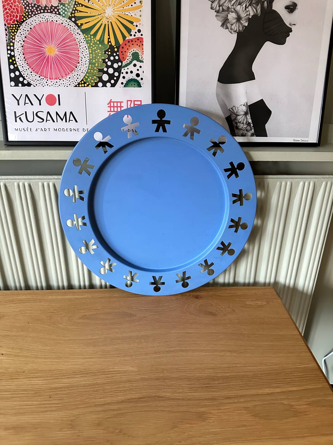 Plateau Alessi girotondo diamètre 40cm époxy bleu