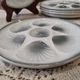 6 Moulin des Loups oyster plates in white and gray barbotine