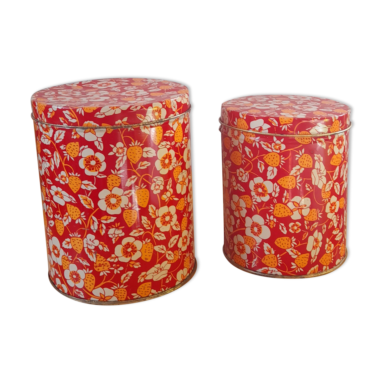 Strawberry round nesting boxes 60s