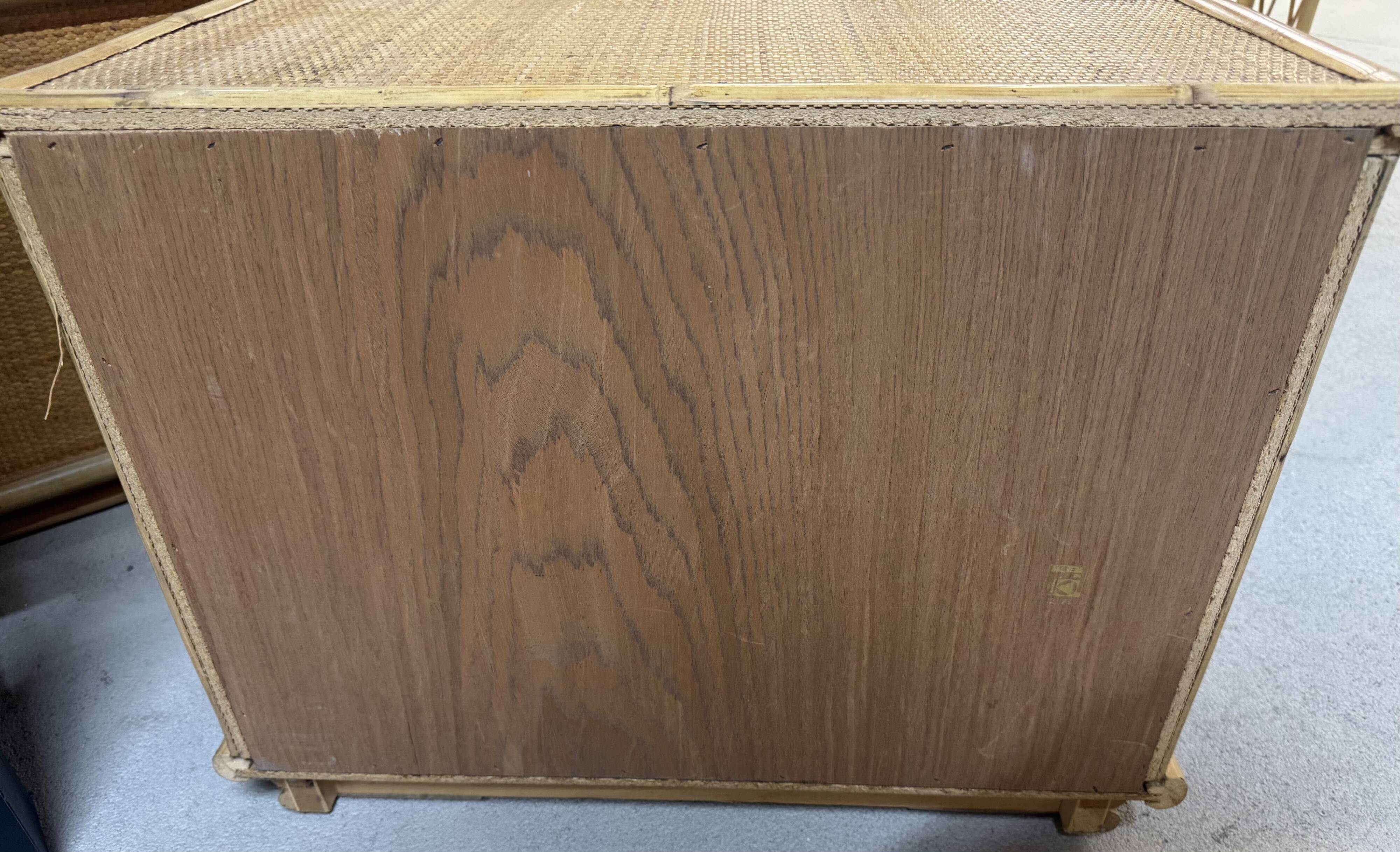 Table de chevet dal Vera