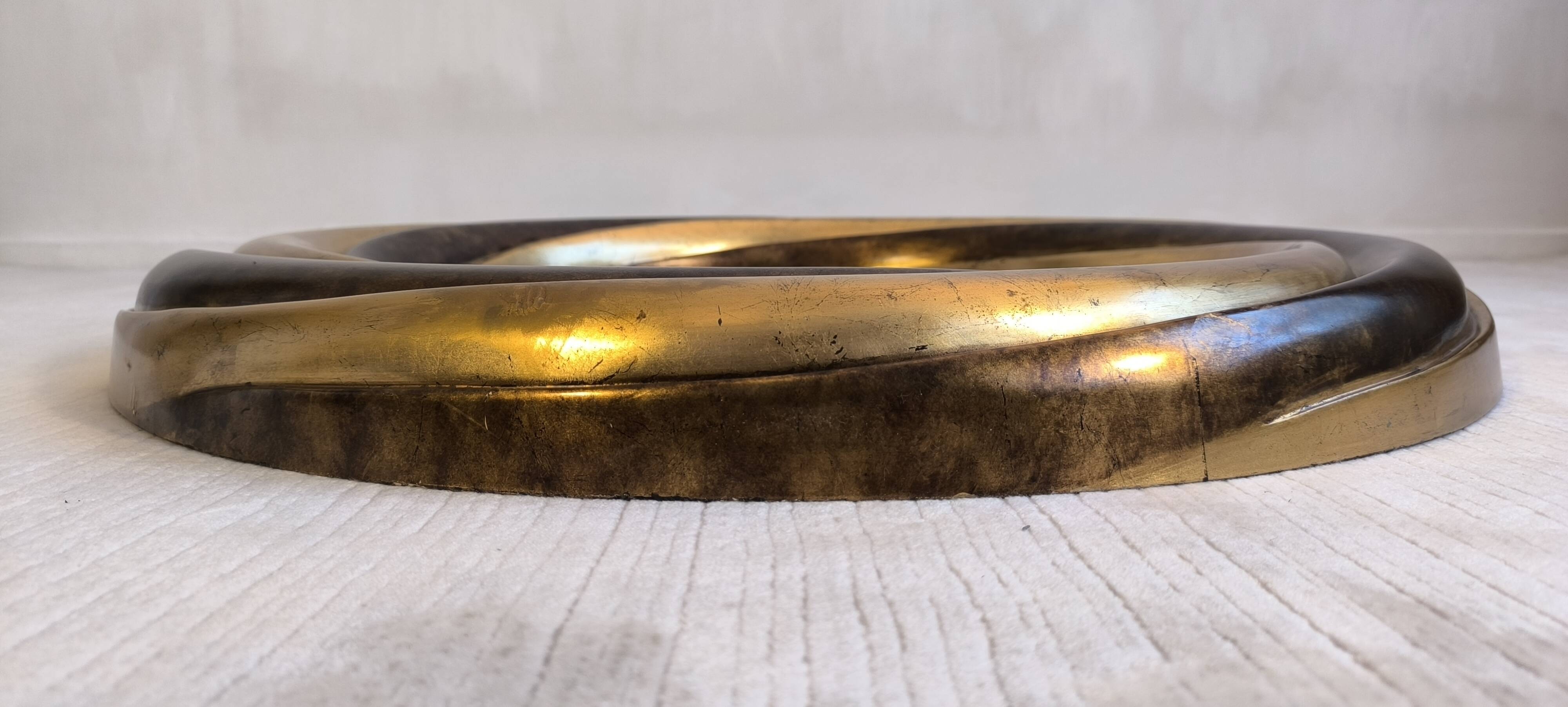 Victorian English Round Grand Mirror – Gilded Wood & Bevelled Glass