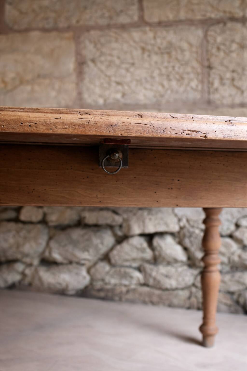 Round walnut table – modular with drop leaves – charming country chic