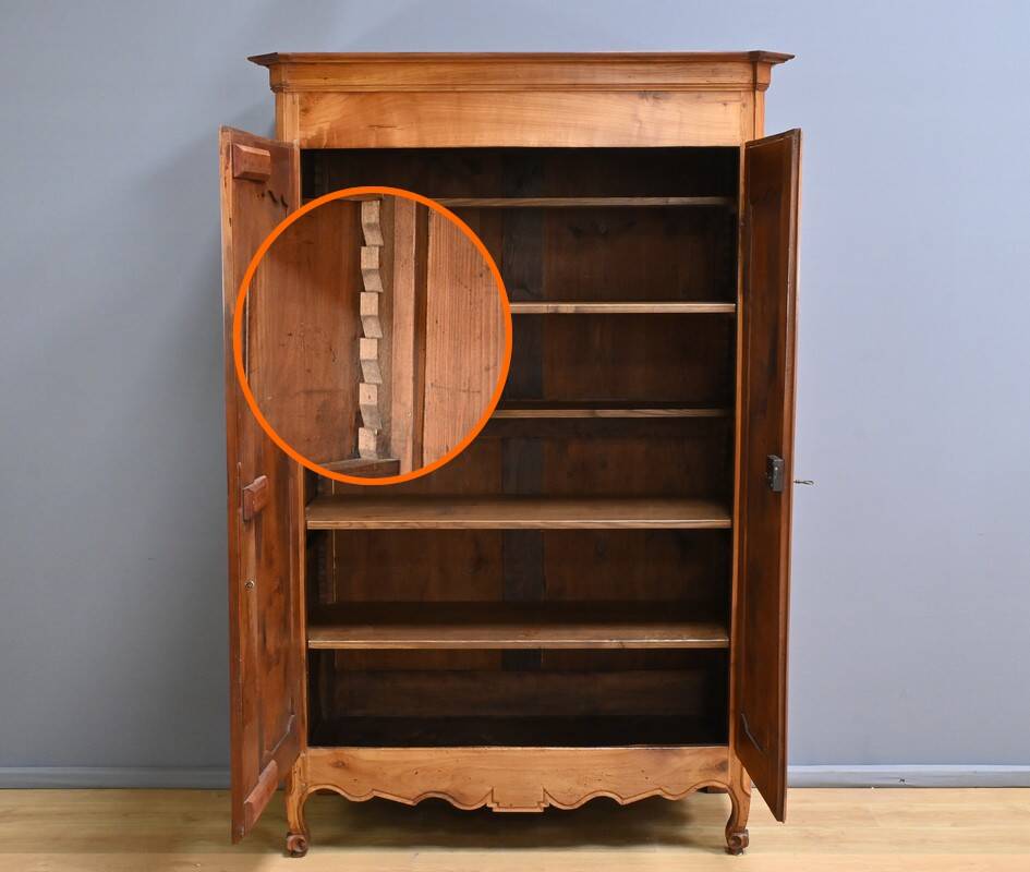 Cherrywood armoire, Louis XV style – Mid-19th century