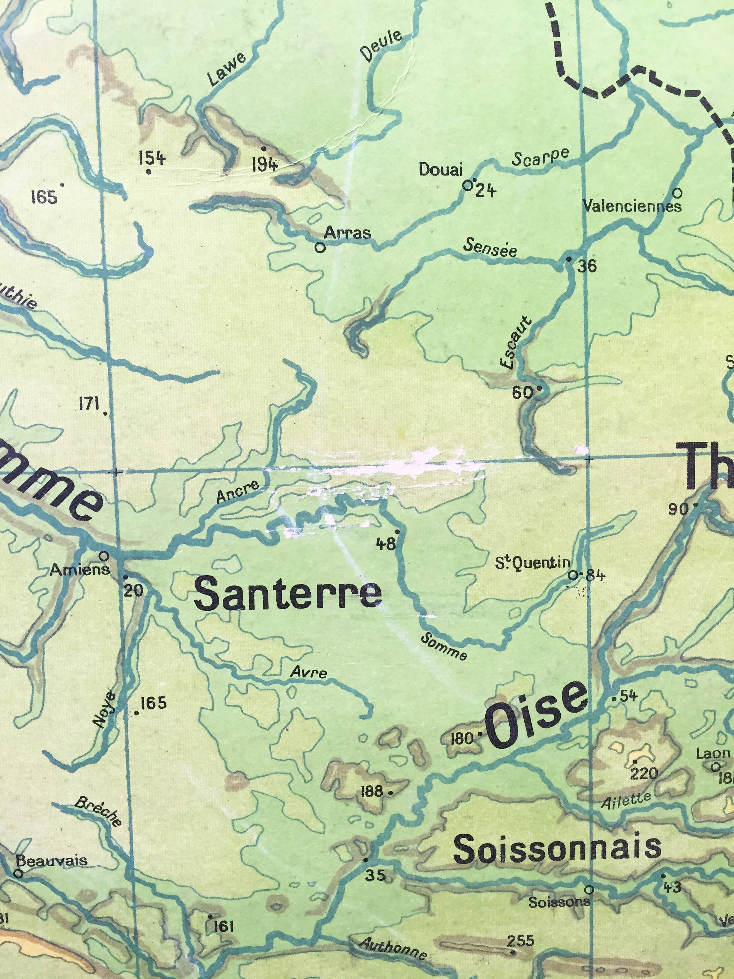 Vintage school map Bassin de Paris