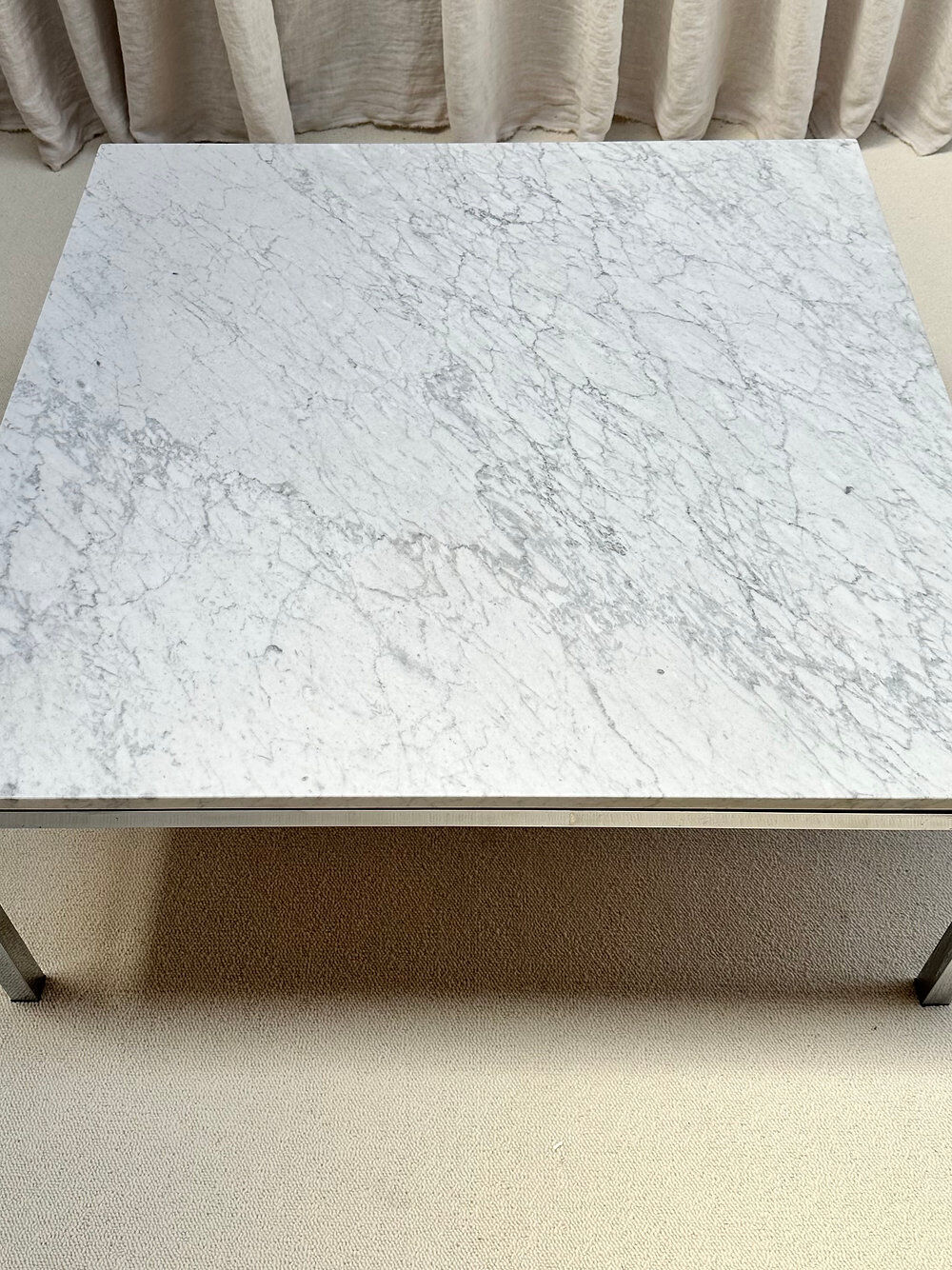Table basse XL Carrara, Belgique, années 60