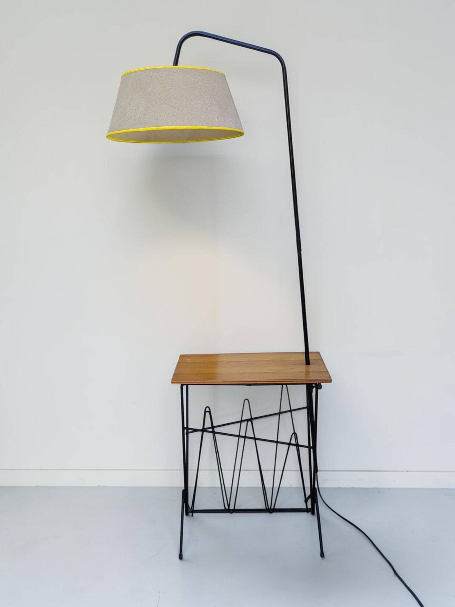 Lampadaire liseuse tablette 1950