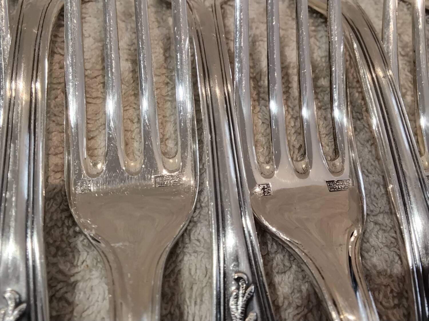 12 silver-plated metal table forks Ercuis Dubarry model