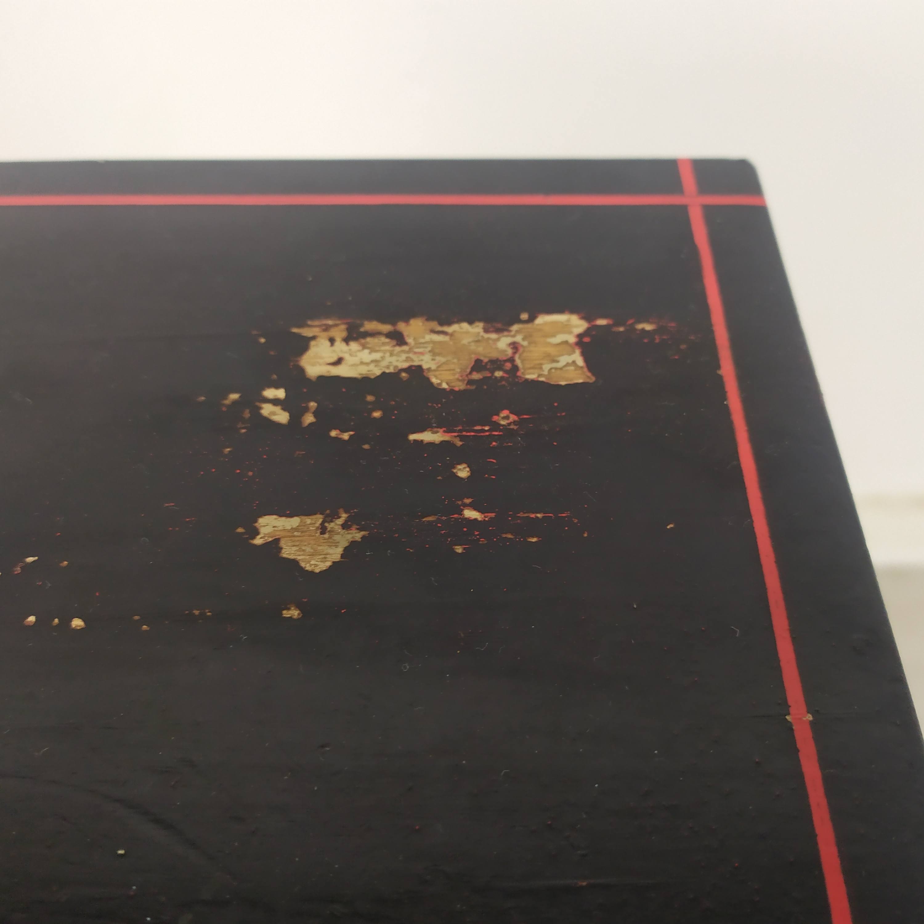 Trade furniture with drawers