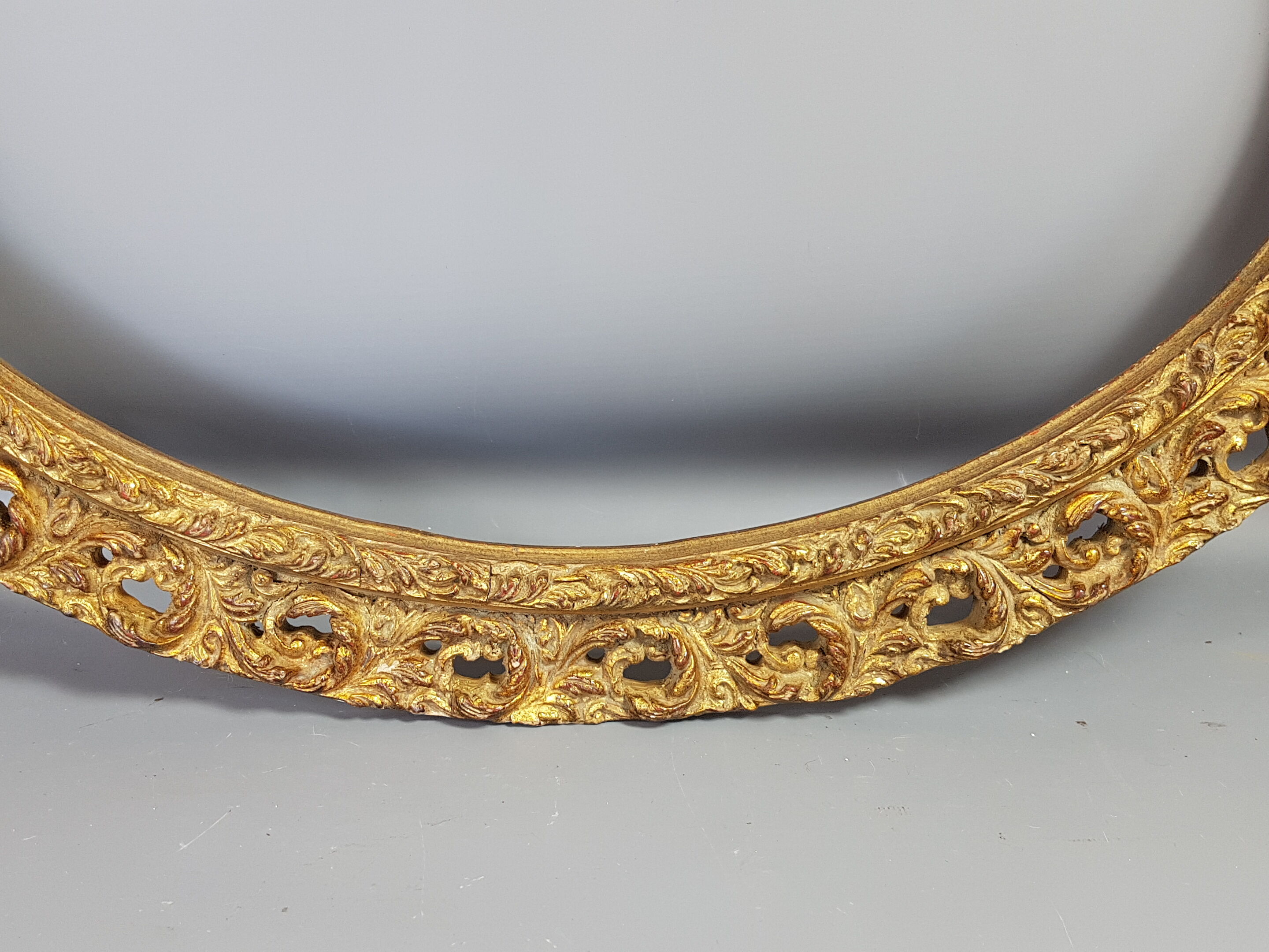 Old oval frame open wood