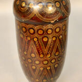 Vase en bois tourné incrustation laiton oriental